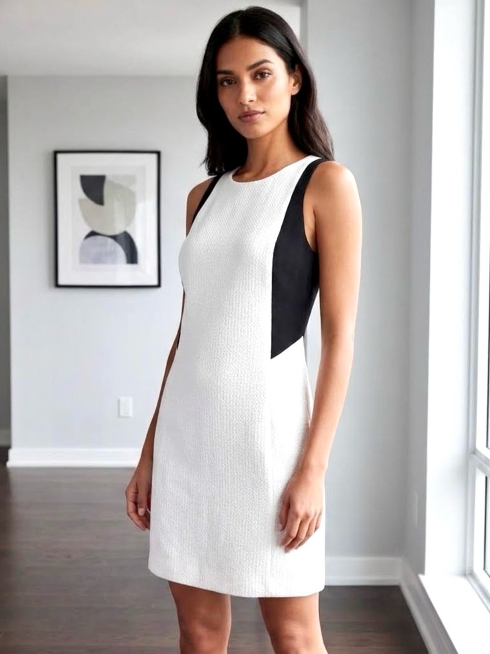 Club Monaco Textured Black & White Shift Dress in size 6